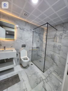 شقة مؤثثة للإيجار صورة 9