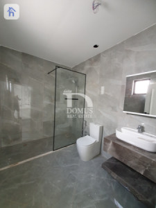 Spacious 4 Bedroom House for Sale Image 16