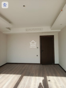 Modern Apartment Image 5