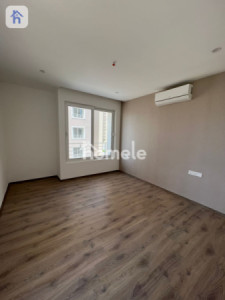 Spacious Apartment with 2 Bedrooms Resim 5