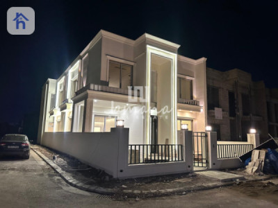 Corner House image 1