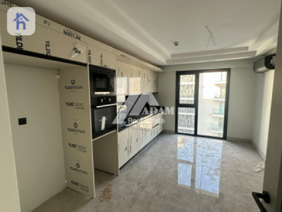 Luxurious 3-Bedroom Apartment in Rami Towers image 15