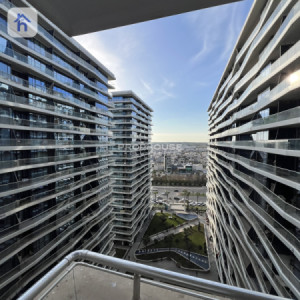 Spacious Apartment with 3 Bedrooms Image 15