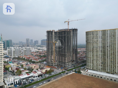 Modern Apartment in English Tower image 2