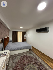 Modern Apartment Image 10