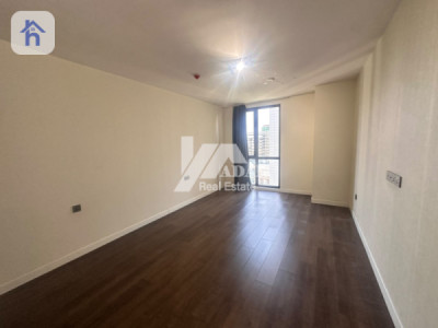 Bright and Airy 2-Bedroom Apartment image 9