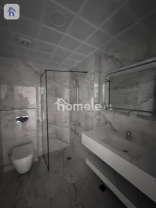 Stylish Rental Apartment in Prime Location Image 5