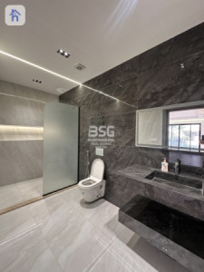 Modern 6 Bedroom House in Dream City image 14