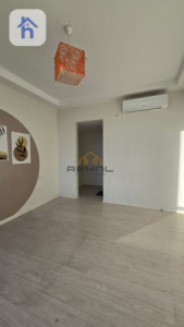 Modern One-Bedroom Apartment Resim 5