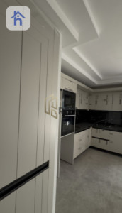 Modern Apartment in Rami Towers image 3