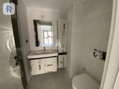 Modern Apartment in Rami Towers Resim 6