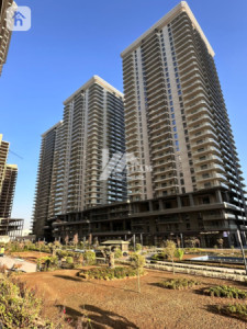 Modern 1 Bedroom Apartment in Rami Towers image 2