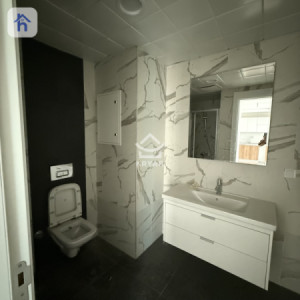 Modern 1 Bedroom Apartment in Empire Wings image 7