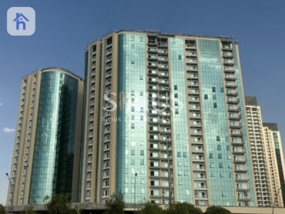 Modern and Spacious Apartment in Empire Square image 2
