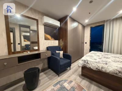 Luxury Apartment image 12