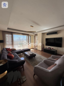 Modern apartment with park view image 2