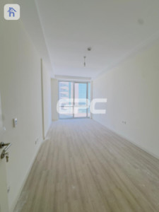 Modern Apartment image 10