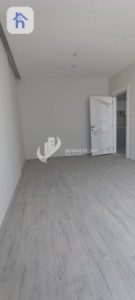 Modern Apartment with One Bedroom Image 8