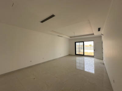 4-Bedroom House for Sale Resim 8