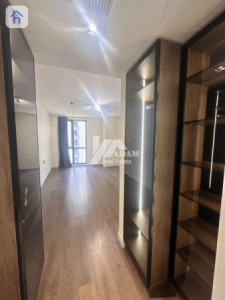 Bright and Airy 2-Bedroom Apartment image 3