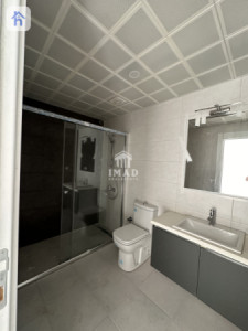 Modern Apartment in Empire Pearl Towers Image 8