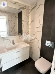 Bright and Spacious Studio in Prime Location Image 4