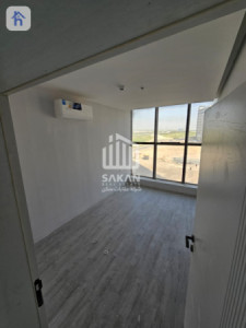 Modern 3-Bedroom Apartment in Rasan Towers image 4