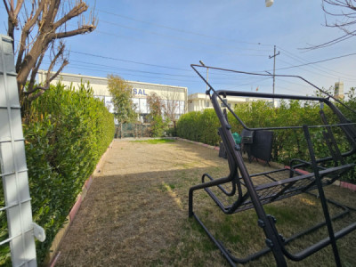House Opposite Garden image 17