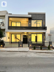 Modern House image 1
