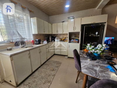 One Floor House image 4