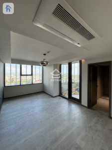 Spacious Apartment in Cavalli Tower image 3