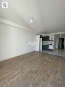 شوقەیەکی یەک ژووری نوستن لە ئیمپایەر پیرڵ image 1