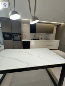 Spacious 3-Bedroom Apartment with Stunning Views image 2