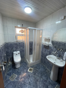 Elegant 4 Bedroom House for Rent image 10