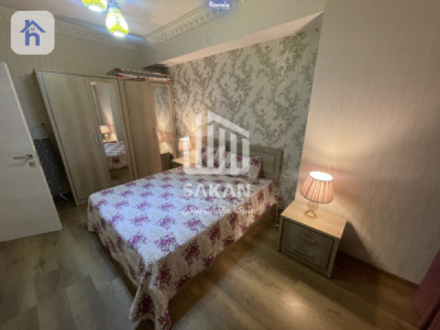 Stylish Apartment with Modern Interiors Resim 5