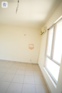 2-story house with 4 bedrooms image 16