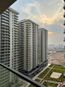 Corner Apartment Image 11