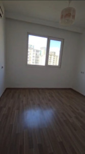 شقة واسعة بـ3 غرف نوم مع دخل شهري image 2