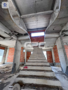 Spacious Family Home in Aram Village 2 Image 3