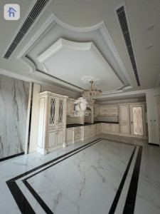 Luxury House Image 6