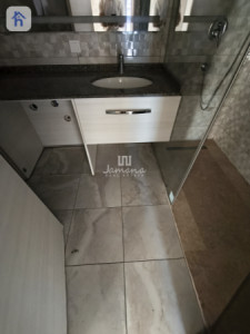 شقة بواجهة داخلیة image 9