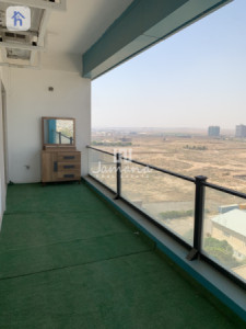 Modern Apartment in Wow Tower Image 19