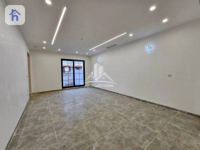 Spacious House with 4 Bedrooms Resim 5