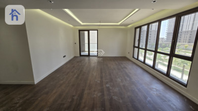 Elegant 3 Bedroom Apartment for Rent Resim 9