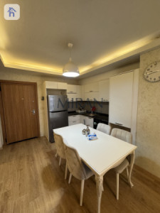 Cozy Apartment in Prime Location Resim 3