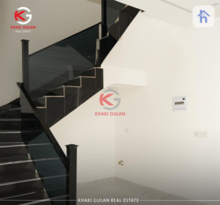Luxurious 5-bedroom house in prime location Image 6