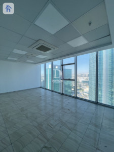 Modern office space in Empire Business Towers image 2