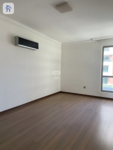 Modern 5-BR Apartment in Erbil Image 12