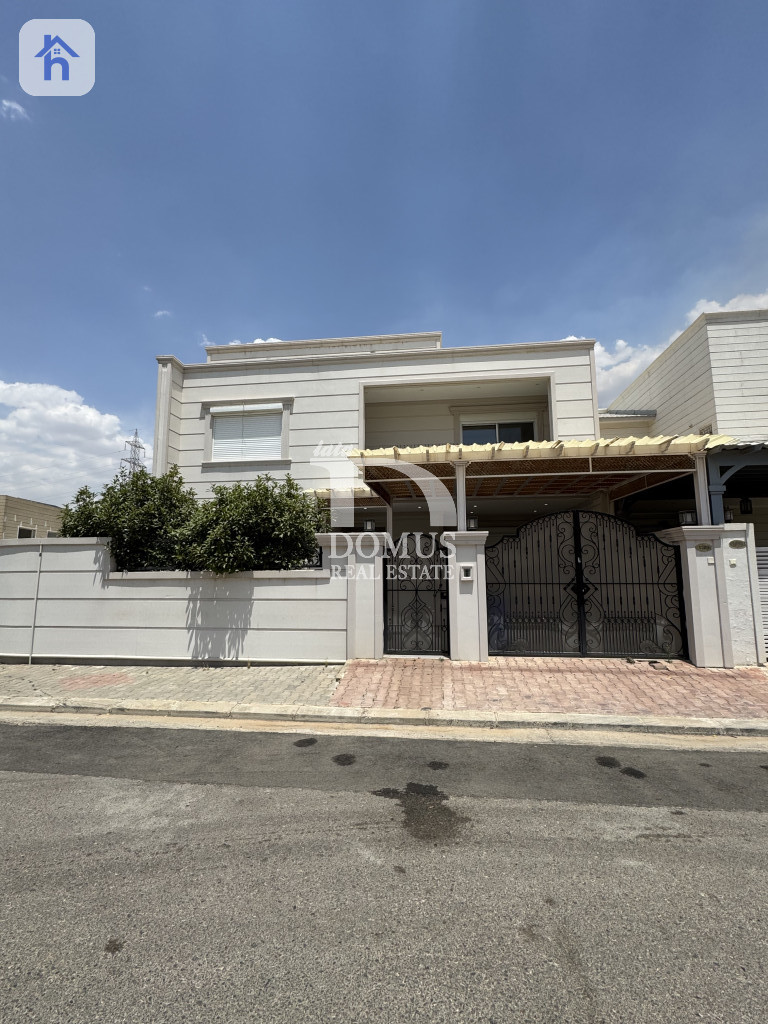 Spacious Family Home in Italian Village 2
