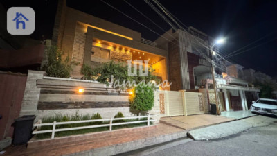 Spacious Family Home, Prime Location image 1